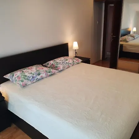 Raul Apartment