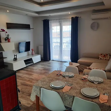 Raul Apartment